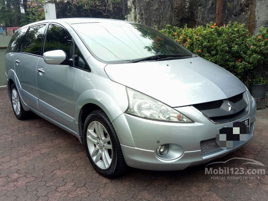 Mitsubishi grandis 2008