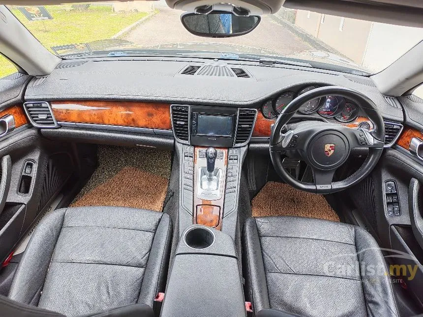 2012 Porsche Panamera Hatchback