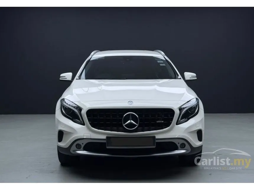2016 Mercedes-Benz GLA200 SUV