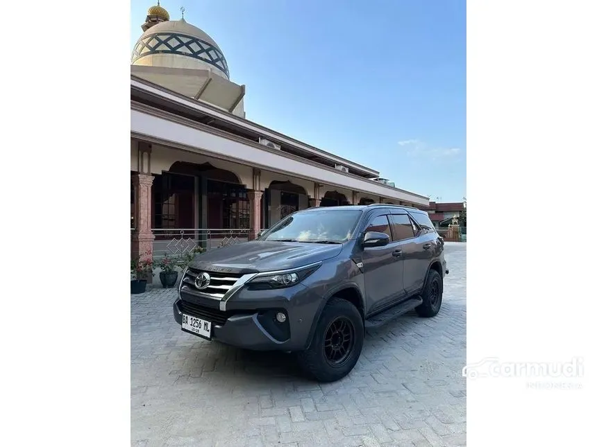 Jual Mobil Toyota Fortuner 2018 G 2.4 di Riau Automatic SUV Hitam Rp 410.000.000