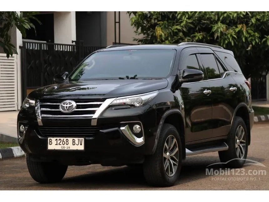 Jual Mobil Toyota Fortuner 2018 SRZ 2.7 di DKI Jakarta Automatic SUV Hitam Rp 338.000.000