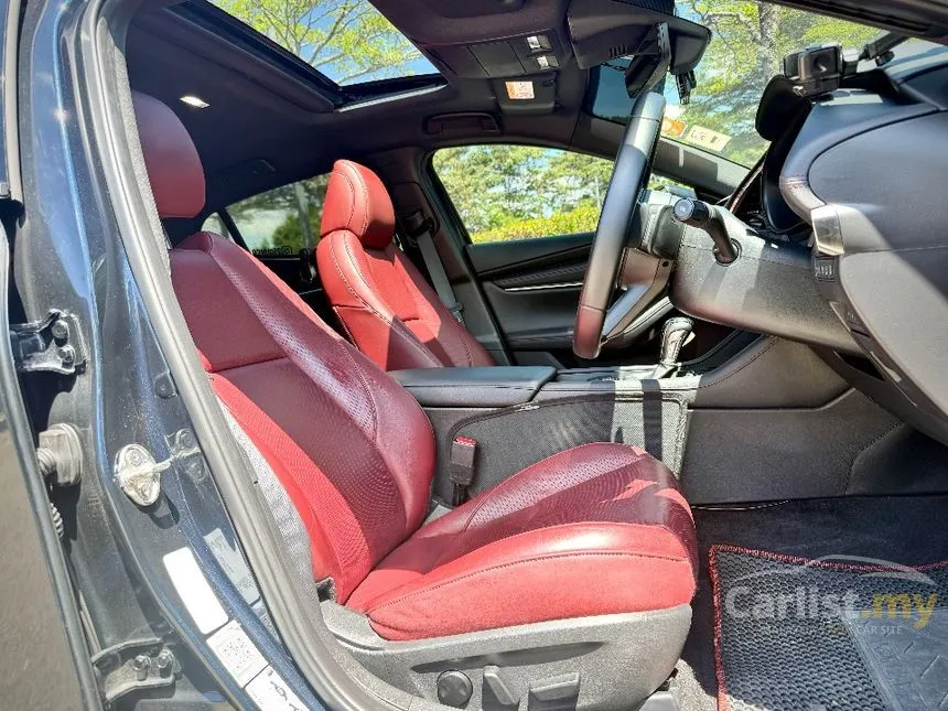 2022 Mazda 3 SKYACTIV-G Ignite Edition Hatchback