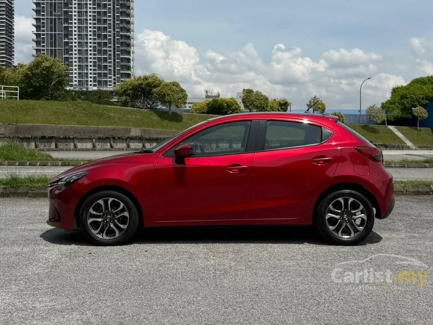 2015 Mazda 2 SKYACTIV-G Hatchback