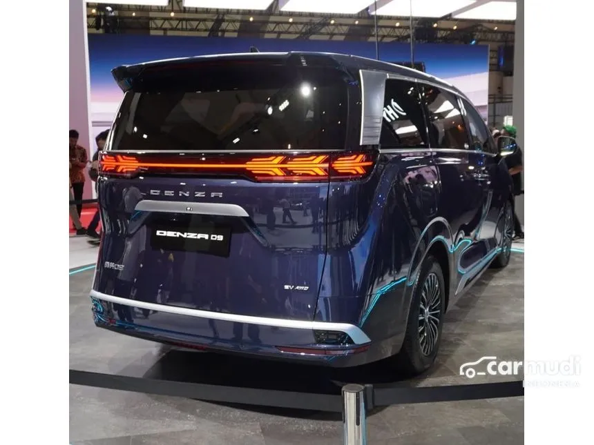 2025 Denza D9 Advanced MPV