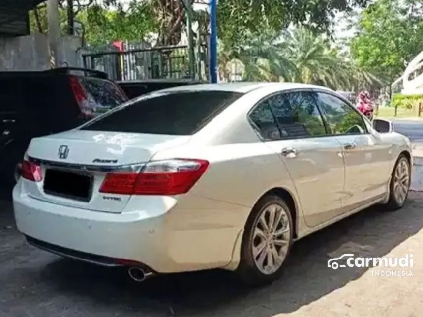 2013 Honda Accord VTi-L Sedan