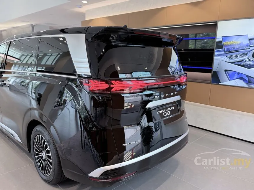 2025 Denza D9 Premium MPV