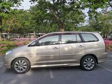 2005 Toyota Innova 2.0 (ปี 04-11) V Wagon AT