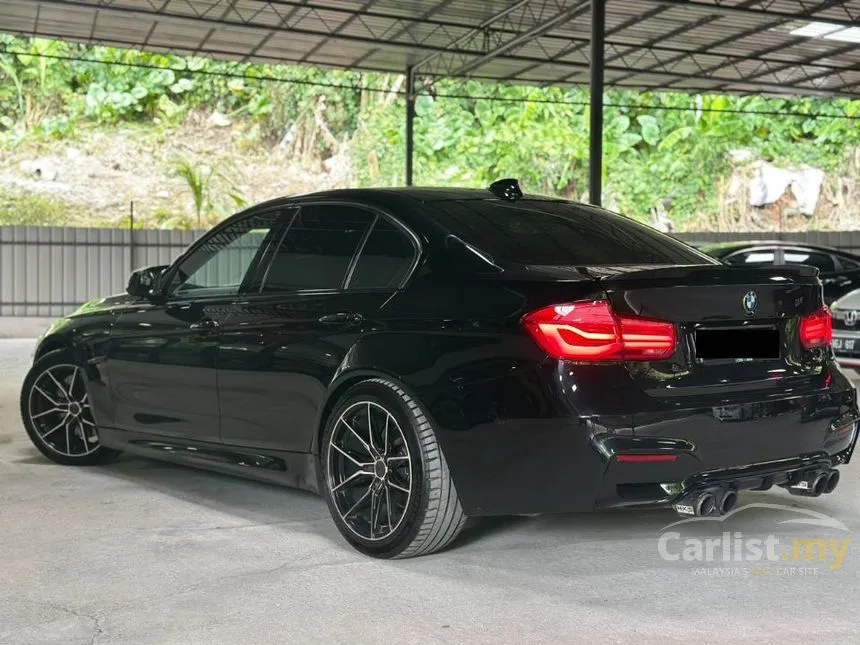 2018 BMW 318i Luxury Sedan