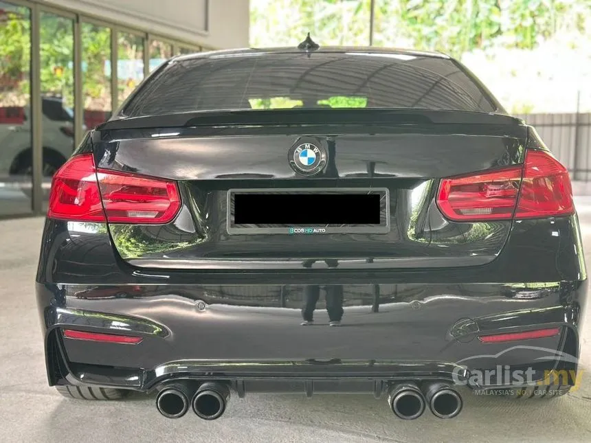 2018 BMW 318i Luxury Sedan