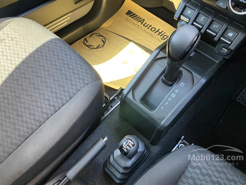 Jual Mobil Suzuki Jimny 2019 1.5 di DKI Jakarta Automatic Wagon Abu-abu