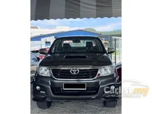 2015 Toyota Hilux 2.5 G TRD Sportivo VNT Dual Cab Pickup