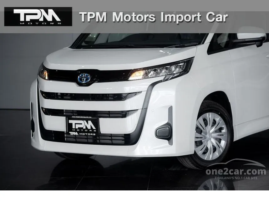 2026 Toyota NOAH Hybrid X Wagon