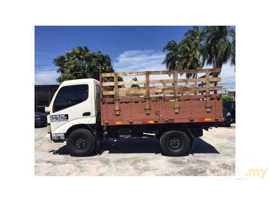2012 Hino 300 Series WU302 ECO TURBO - WU302R-HKMLHD3 Lorry