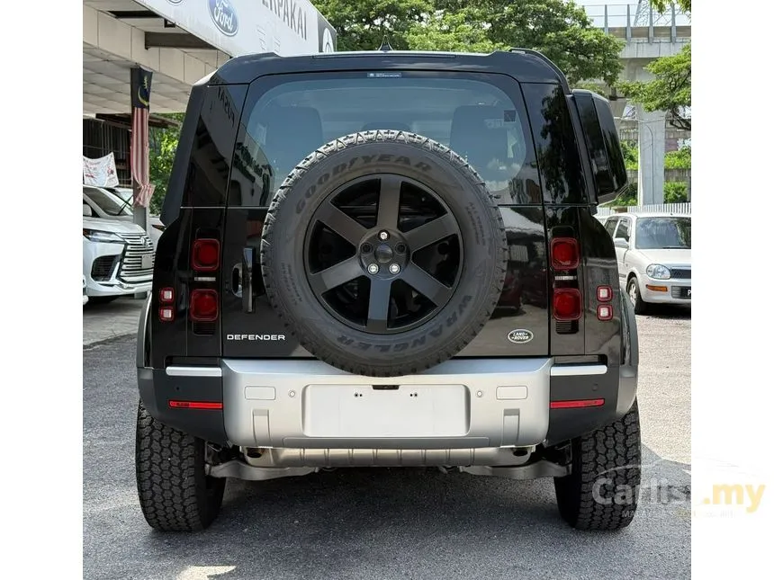 2022 Land Rover Defender 90 P300 SUV