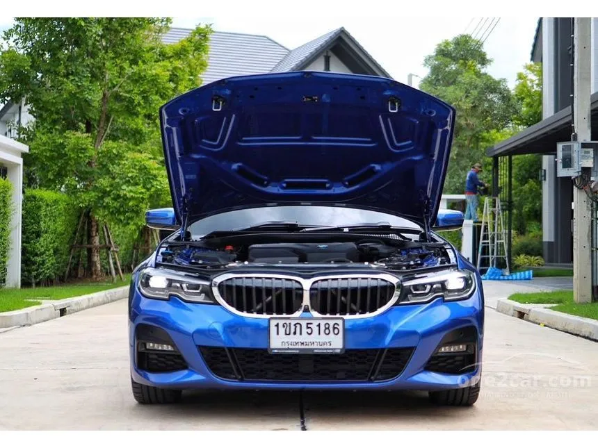 2021 BMW 330e M Sport Sedan
