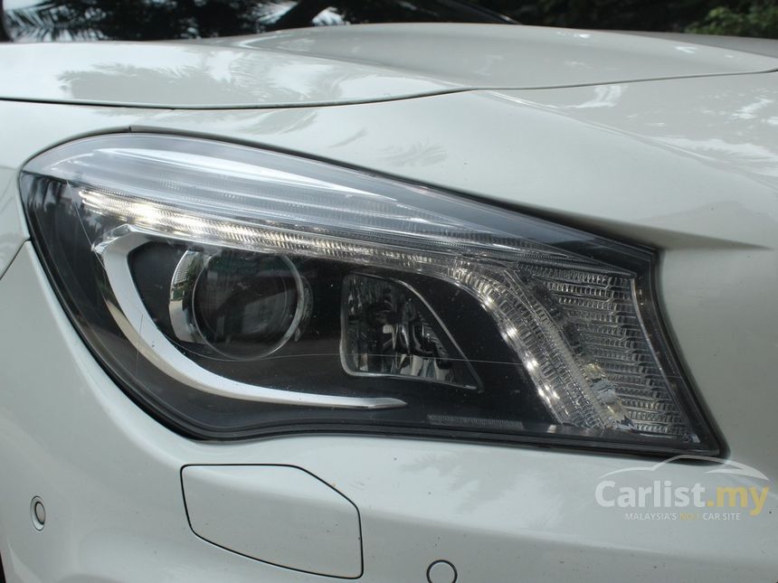 2015 Mercedes-Benz CLA45 AMG 4MATIC Light Aluminium Trim Coupe