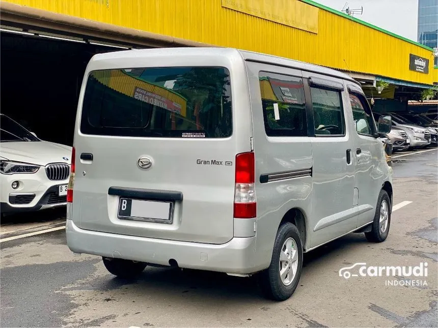 2015 Daihatsu Gran Max D Van