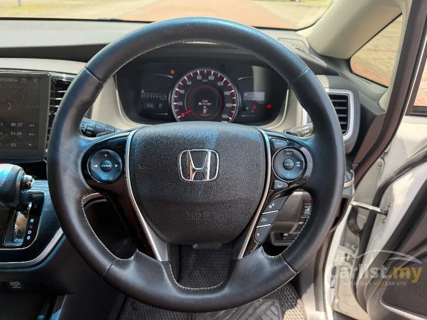 2017 Honda Odyssey Absolute Honda Sensing MPV