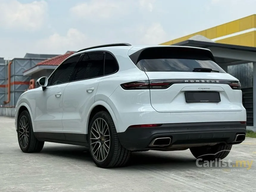 2022 Porsche Cayenne SUV