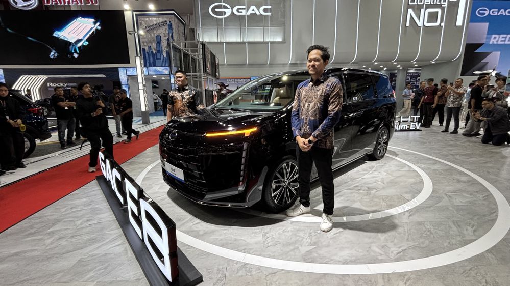 GAC E8 Muncul di IIMS 2026, MPV Hybrid 7-Seater yang Siap Bikin Alphard Hingga Denza D9 Kepikiran