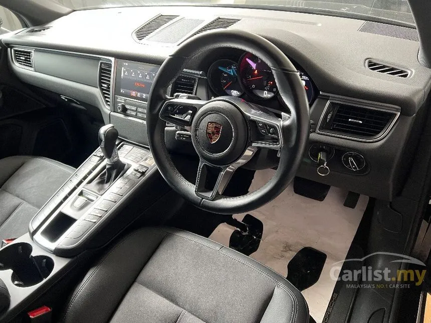 2018 Porsche Macan SUV