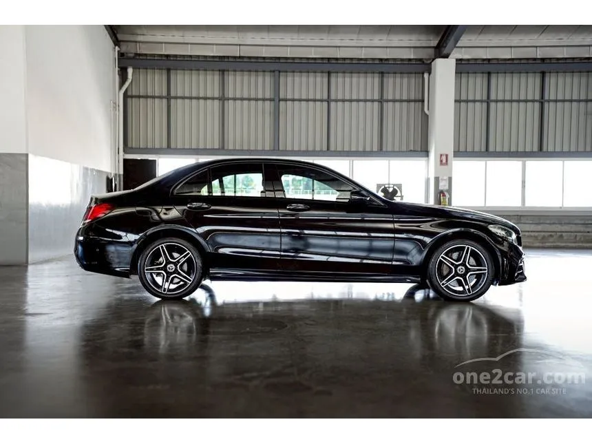 2020 Mercedes-Benz C300 e AMG Sport Sedan