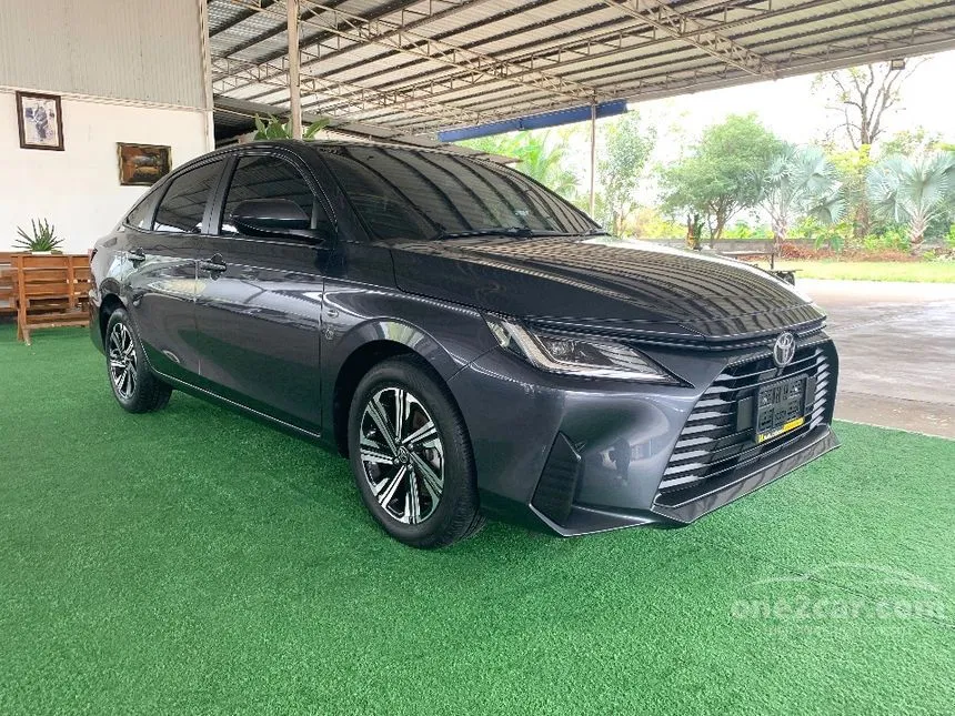 2023 Toyota Yaris Ativ Sport Sedan