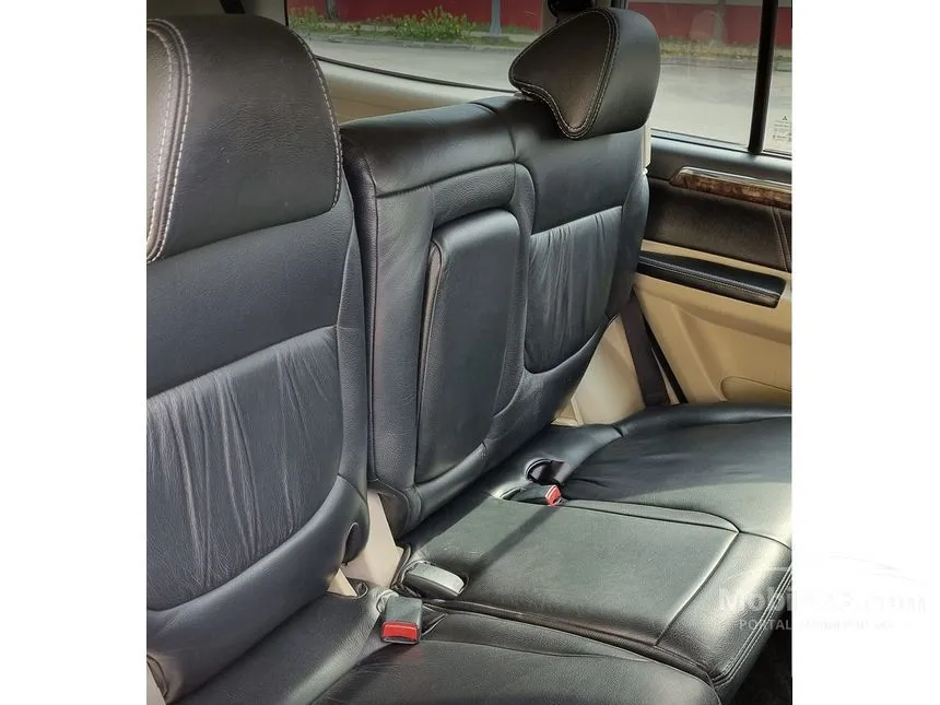 2014 Mitsubishi Pajero Sport Dakar 4X2 SUV