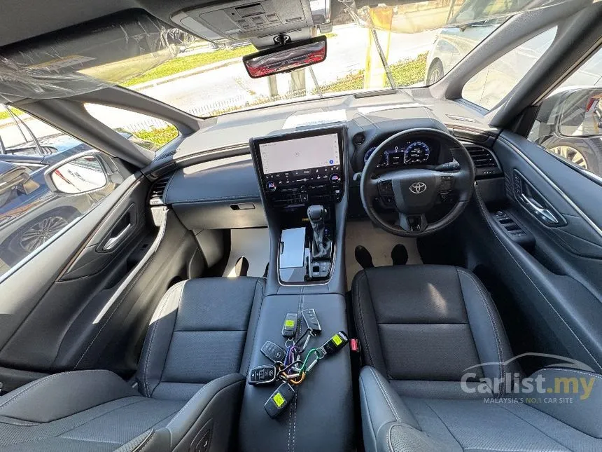 2024 Toyota Alphard Z 7-Seater MPV