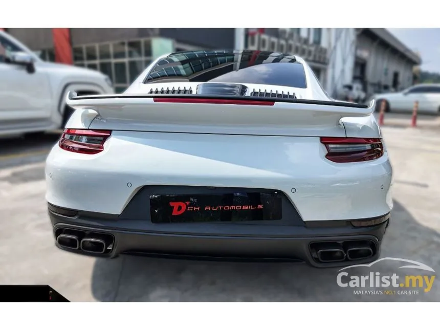 2018 Porsche 911 Turbo S Coupe