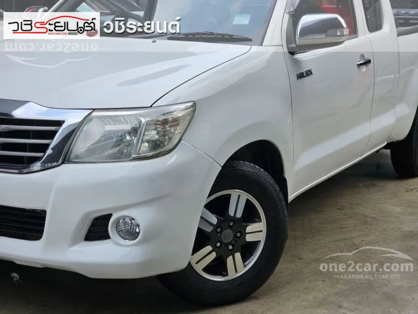 2015 Toyota Hilux Vigo CNG Pickup
