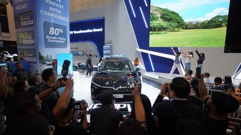 Debut di IIMS Surabaya 2026, VinFast VF MPV 7 Siap Jadi Pilihan Baru Keluarga Indonesia