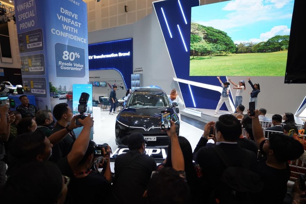 Debut di IIMS Surabaya 2026, VinFast VF MPV 7 Siap Jadi Pilihan Baru Keluarga Indonesia