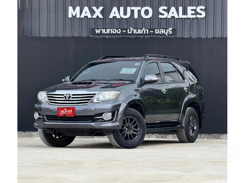 2015 Toyota FORTUNER V SUV