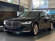 Gratis voucher bensin 10jt + tambahan garansi BMW 740Li Opulence terbaru, bukan Mercedes Benz S Class, S400 S500 S450 X7 GLS