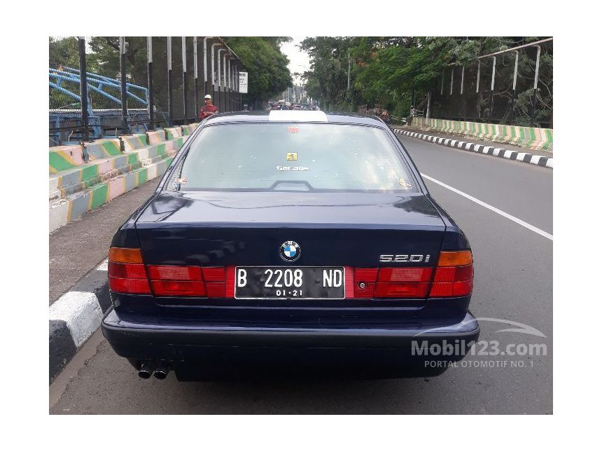 1994 BMW 520i Sedan