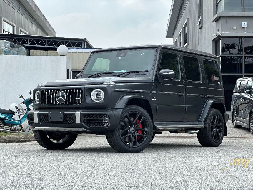 Merc Nivada Grenchen Datomaster 36mm Black Mecaquartz Limited Edition