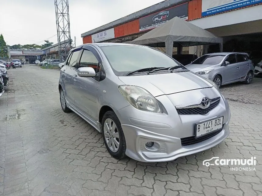 Jual Mobil Toyota Yaris 2013 E 1.5 di Banten Automatic Hatchback Silver Rp 105.000.000