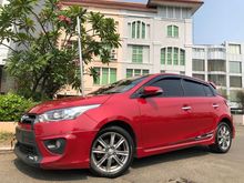2015 Toyota Yaris 1.5 TRD Sportivo Hatchback Nik2015 Red On Black Km30rb Antik Limited Edition Sunroof TDP.50JT