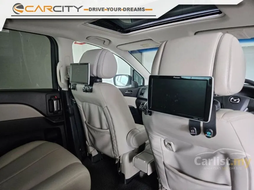 2012 Mazda 8 MPV