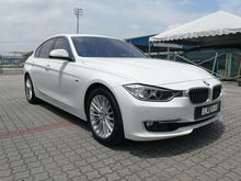 2013 BMW 320i 2.0 Luxury Line Sedan FULL SERVICE RECORD, SPORT & ECO PRO MODE, GPS, ELE. MEMORY LEATHER SEATS