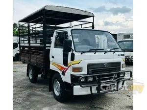 2006 Daihatsu Delta 2.8 V58 Wooden Body with Aluminium Top and Side Canvas Lorry