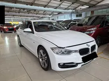 2012 BMW 328i 2.0 Sport Line Sedan