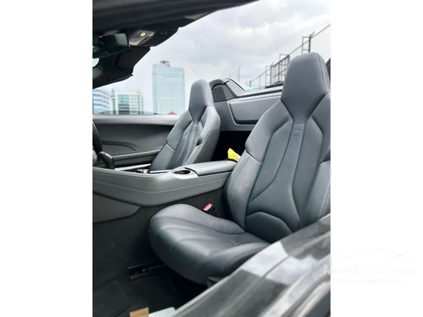 2021 BMW i8 Roadster Convertible