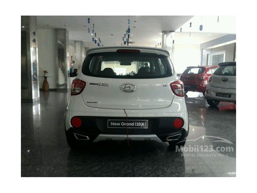 Jual Mobil  Hyundai Grand i10 2019 GLX  1 2 di DKI Jakarta 