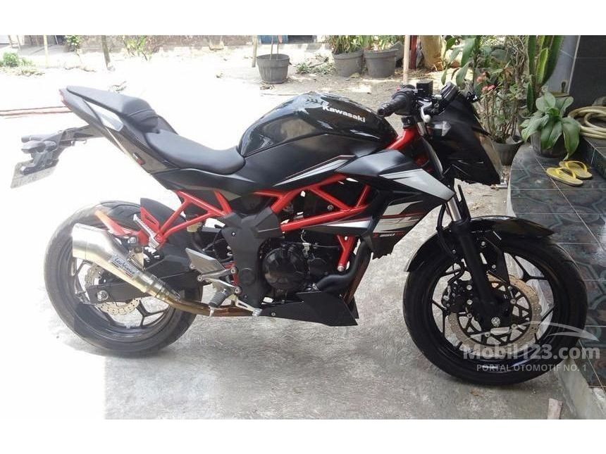 Jual Motor Kawasaki Ninja 2014 0 3 Di Yogyakarta Manual Hitam Rp