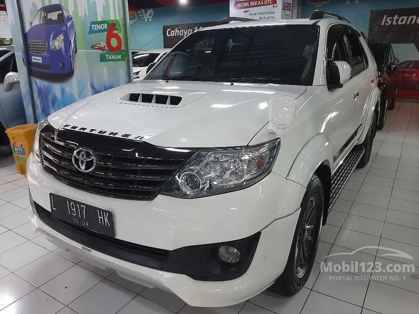 Jual Mobil Toyota Fortuner 2013 G TRD 2.5 di Jawa Timur Automatic SUV Putih Rp 295.000.000