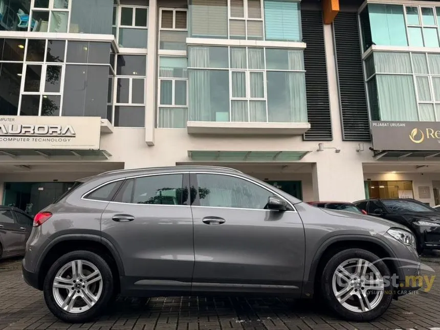 2022 Mercedes-Benz GLA200 Progressive Line SUV