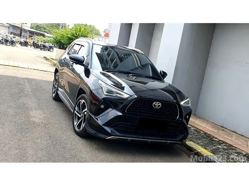 2024 Toyota Yaris Cross S HV with GR Parts Aero Pkg SUV