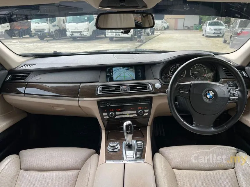 2009 BMW 740Li Sedan